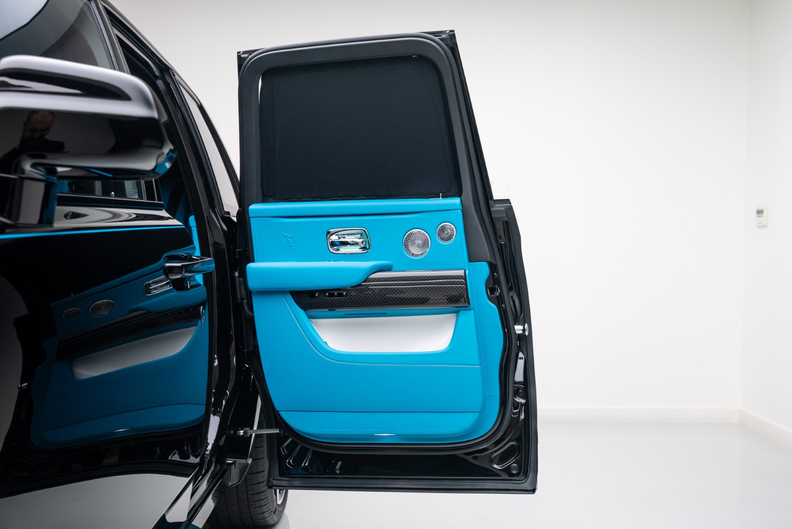 2025 ROLLS ROYCE CULLINAN |BLACK BADGE | BESPOKE AUDIO SYSTEM | FULL OPTION